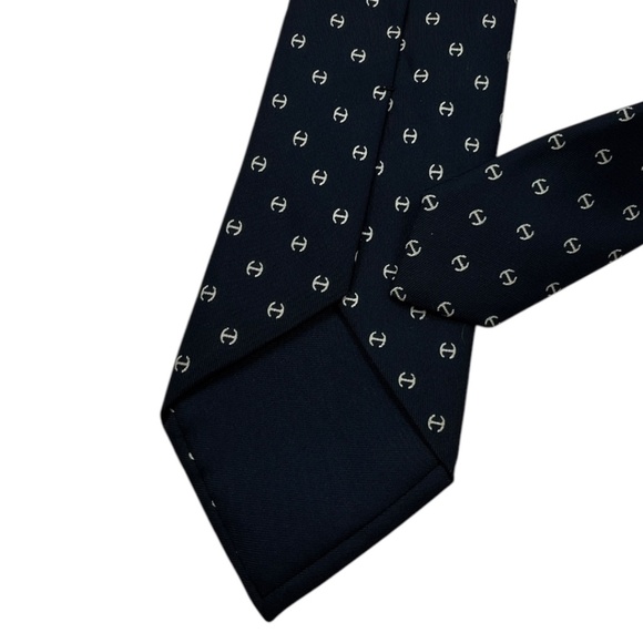 HERMÈS 7029 TA Black/White Monogram H Silk LUXURY Tie FRANCE - Picture 5 of 5